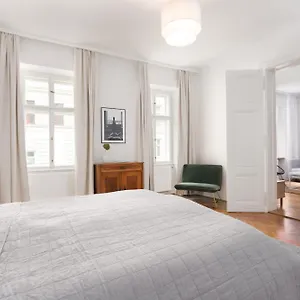 Edelhof Design Apartment