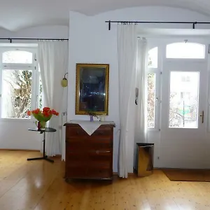 Währing Apartment